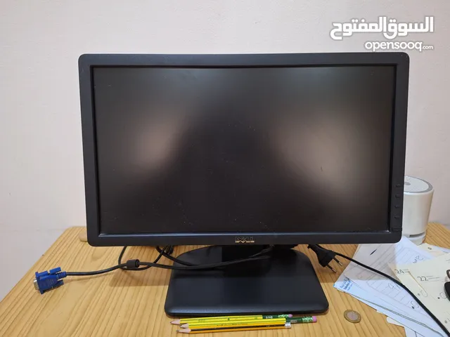 شاشة كمبيوتر وكيبورد وماوس مستعمل للبيع بجدة