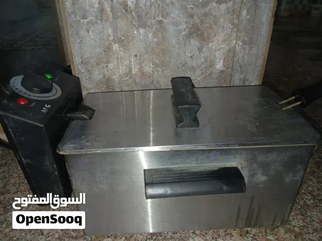 قلاية فنگر بتيته تاخذ ثلاث بطالة زيت شغالة مثل ما تشوفون بالصورة كاملة أغراضها السعر 30.000