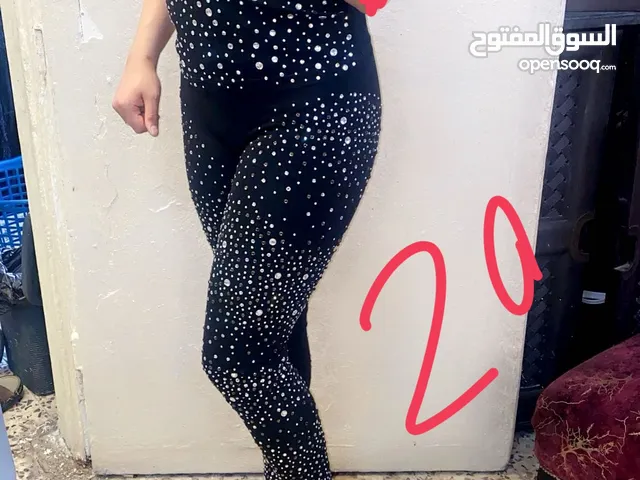 فستان ثقيل وبراند ولا اروع وع طبيعه كتتتتير احلى