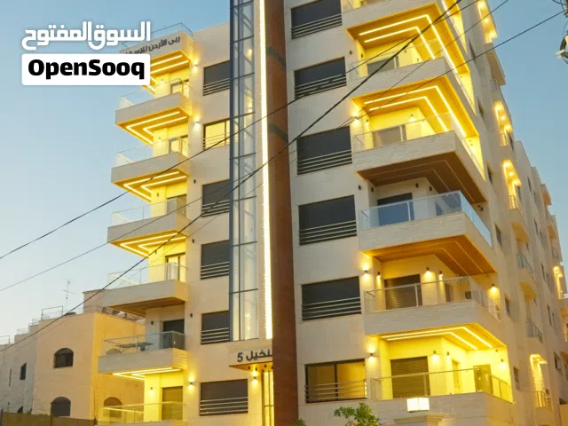 الشقق للبيع   بمساحات مختلفه في أجمل و ارقى ضاحية النخيل قرب طريق المطار باعلى المواصفات و تشطيبات.