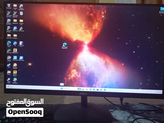 شاشة داهوا 22 بوصة (100Hz) بحالة ممتازة للبيع