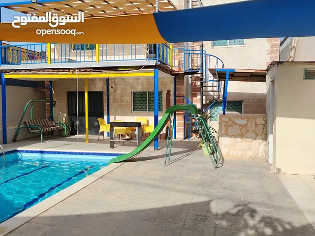 4 Bedrooms Farms for Sale in Jordan Valley Ghor Al Kafrain