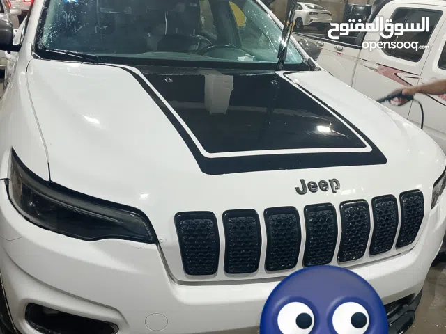 Used Jeep Cherokee in Basra