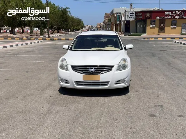 Used Nissan Altima in Al Batinah