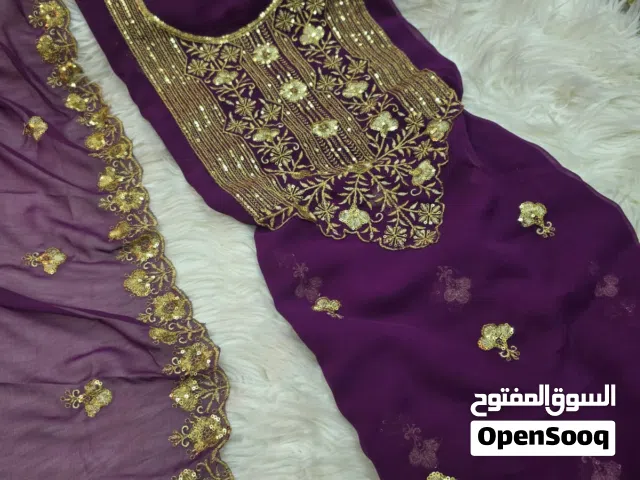 الخام شيفون شغل تطریز مع فولك كامل قطعه مطرز   مع شيله كبير وارین   ب 10ریال