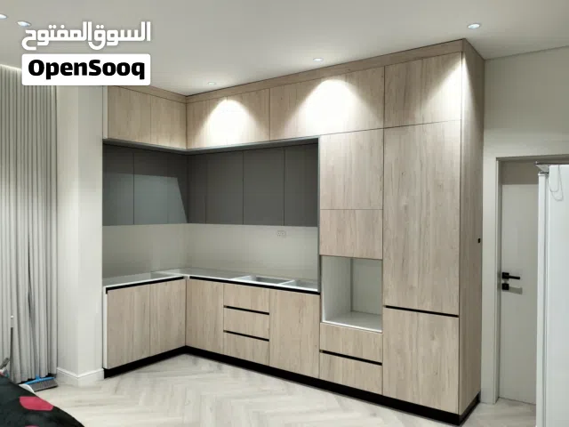 ابواب دواليب ومطابخ خزائن ملابس وجميع الديكورات الخشبيه حسب اختيارك من الفكره الى التنفيذ باعلى جوده