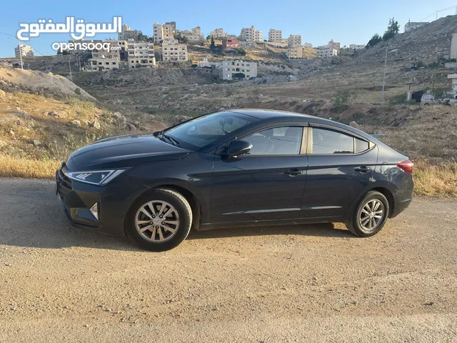 Used Hyundai Avante in Amman