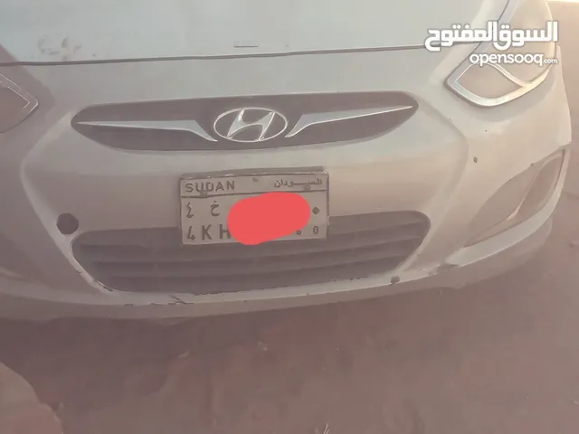 اكسنت مضلع