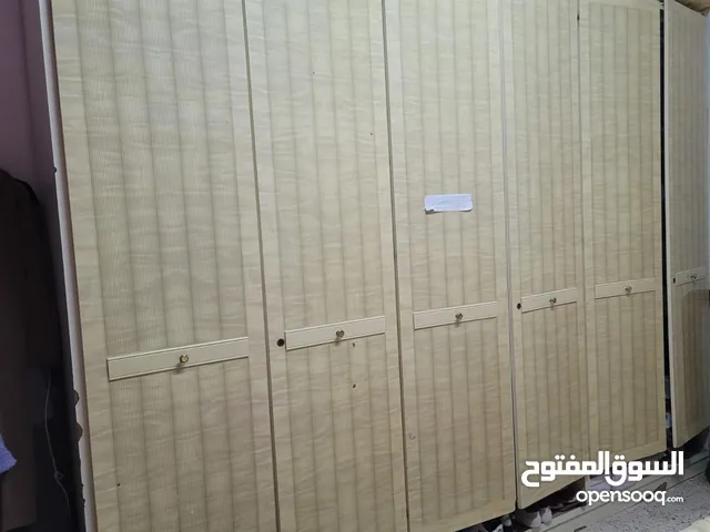 خزانة خشب