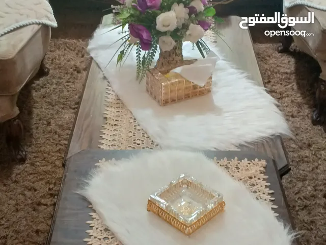 طاولة خشب زان ثقيل