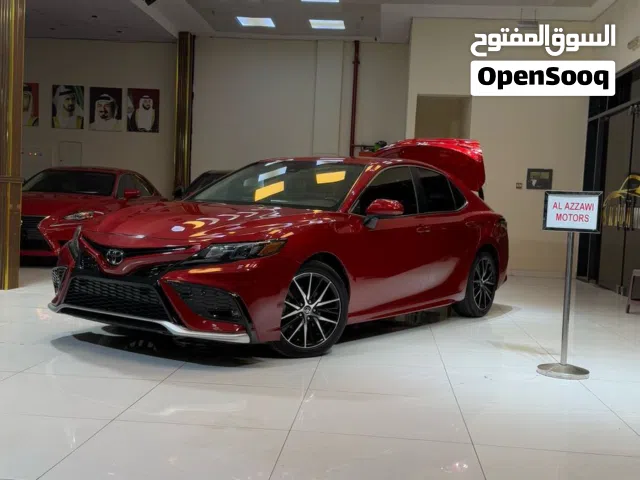 2021 تويوتا كامري SE