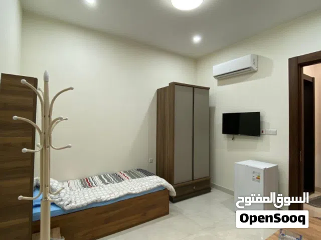 للئيجار شقة مفروشة ستوديو بلجامعة.
