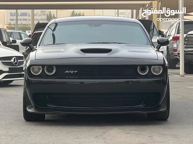 Dodge Challenger Standard in Sharjah