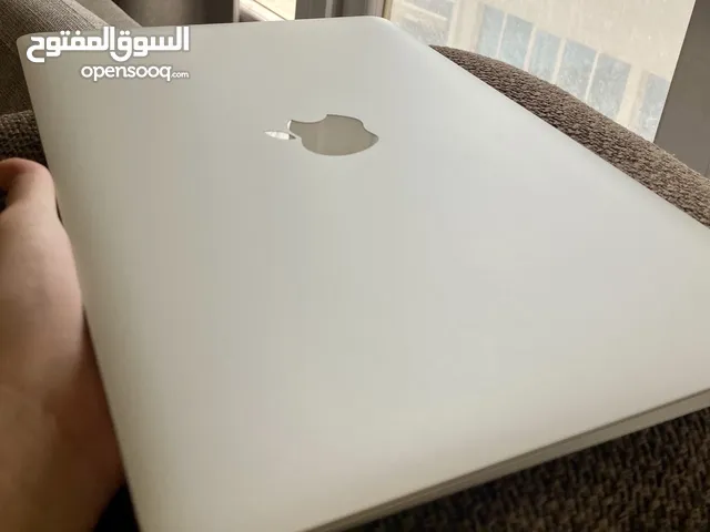 Flawless MacBook Air 2015 Mint Condition Charger Included