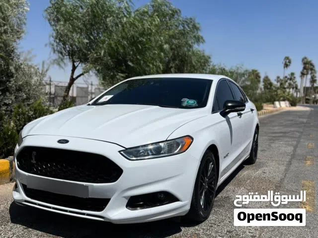 2016 فورد فيوجن Titanium