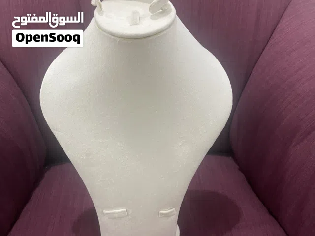 ستاند تعليق ذهب او اكسسوار