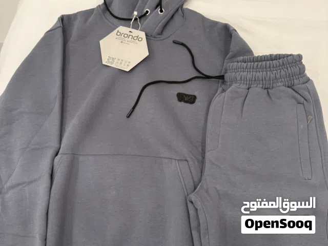 للبيع ملابس شتوية جديدة مقاس M و L