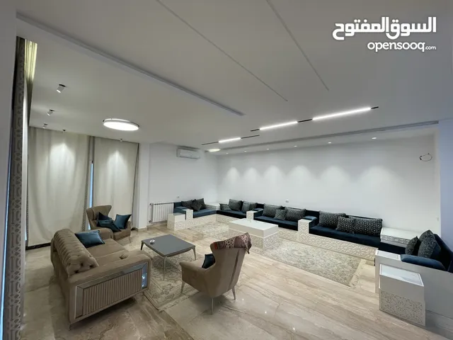 200 m2 4 Bedrooms Apartments for Rent in Tripoli Bin Ashour