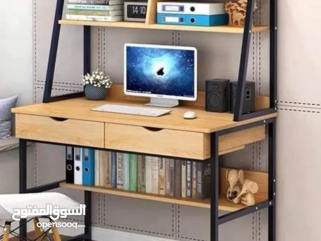 ميز دراسة للبيع