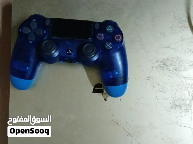للبيع بلايستيشن 4 النسخة الذهبية