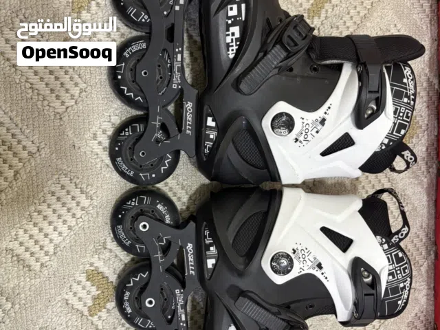 سكيت بلون الأسود ول ابيض