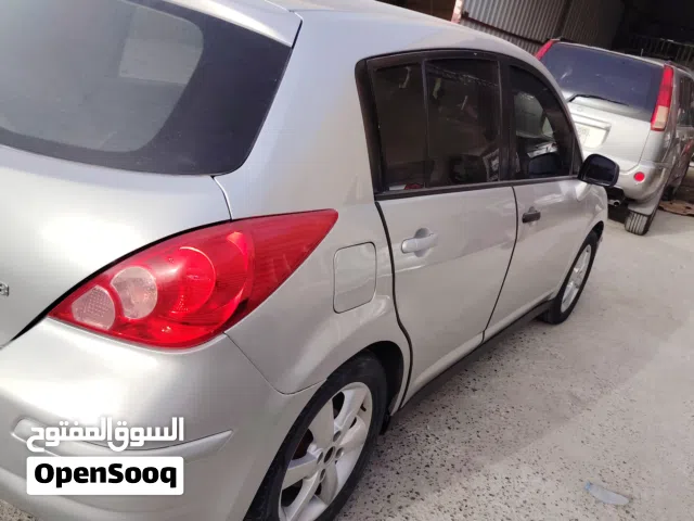 2011 نيسان تيدا