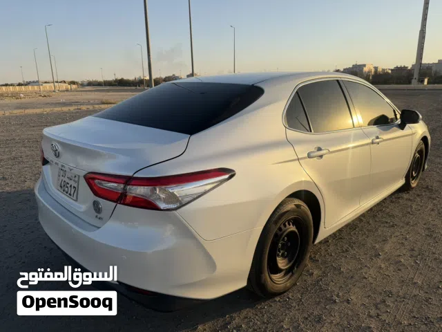 2020 تويوتا كامري LE