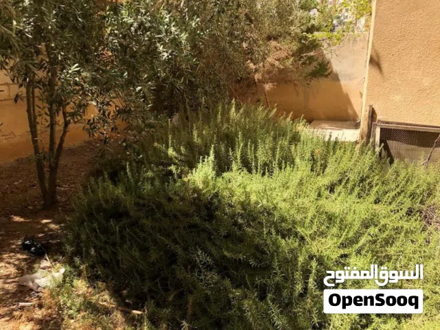 200 m2 2 Bedrooms Apartments for Sale in Zarqa Jabal Tareq