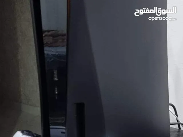 بلاي ستيشن 5 سي دي مع يدتين اصليات و تخزين إضافي 2TB