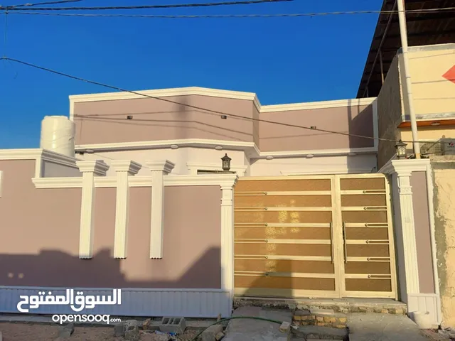 180 m2 3 Bedrooms Townhouse for Sale in Basra Al Salheya
