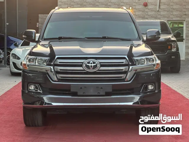 Toyota Land Cruiser VXR 2018   الفخامة والقوة والأداء في سيارة واحدة!