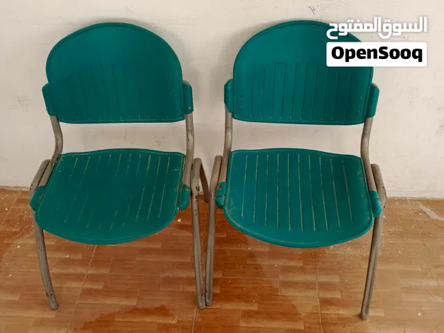 كراسي حديد اسفنج و بلاستيك