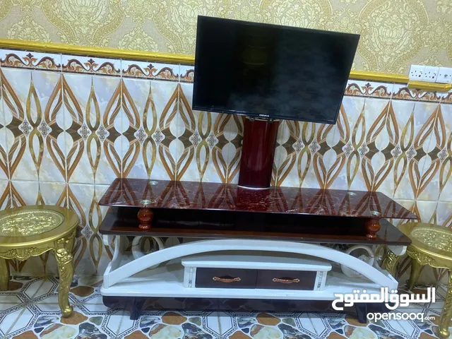 سلام عليكم ميز للبيع ميز تفزون كلش جديد