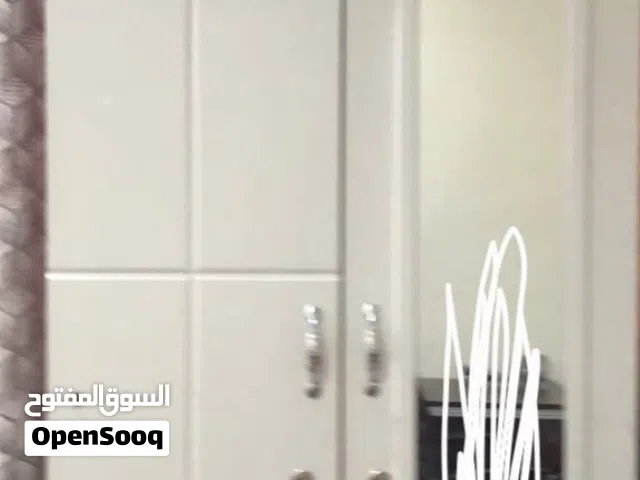 دولاب للبيع