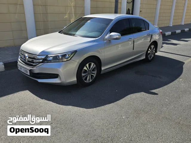 2015 هوندا اكورد EX