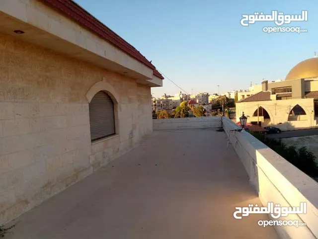335 m2 3 Bedrooms Apartments for Rent in Amman Al Hummar