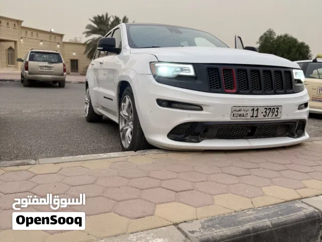 2015 جيب جراند شيروكى SRT 8