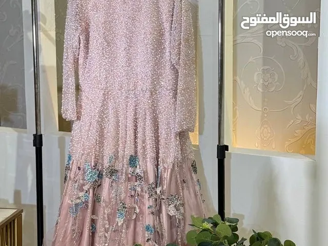 فستان سهره المصممة عزيزه علي جديد مناسب للسهرات