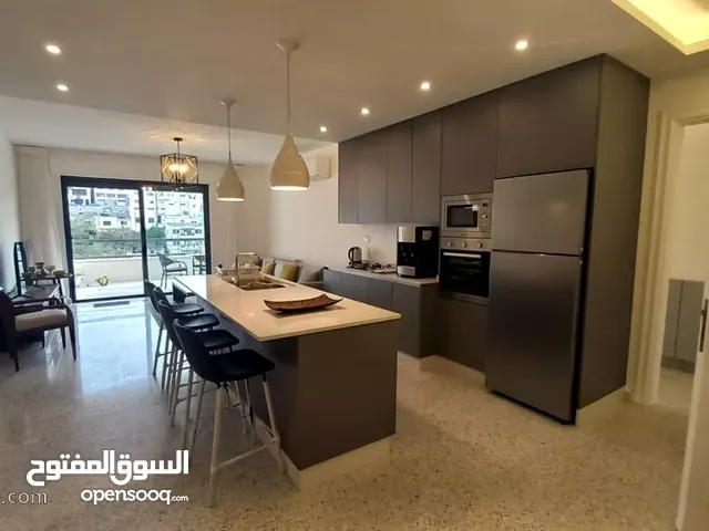 شقة مفروشة للايجار في جبل اللويبدة  ( Property 37202 ) سنوي فقط