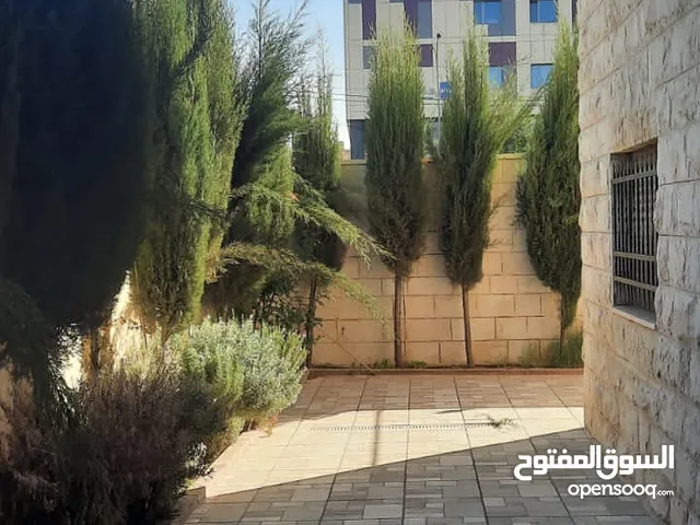 980 m2 5 Bedrooms Apartments for Sale in Amman 7th Circle