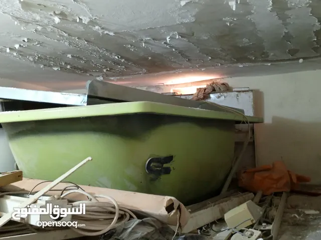 2بانيو استحمام بحالة الوكالة للبيع