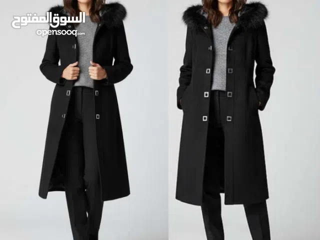 معاطف شتوية كلاسيكية... واحد أسود وواحد سكني، دافئين وأنيقين لشتاء عمان!