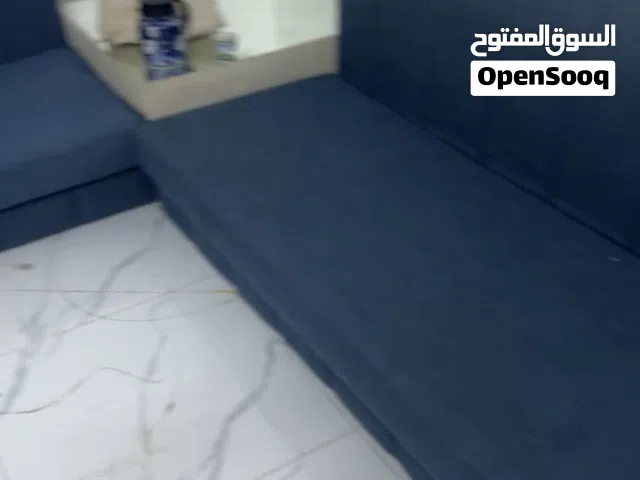 كنب يحتاج تنجيد