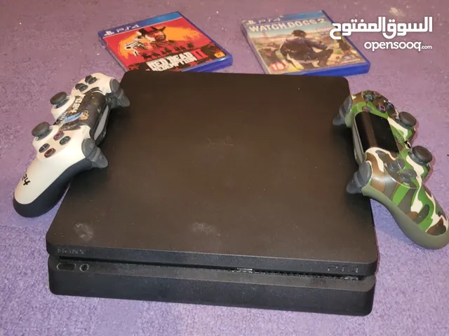 Playstation 4 slim