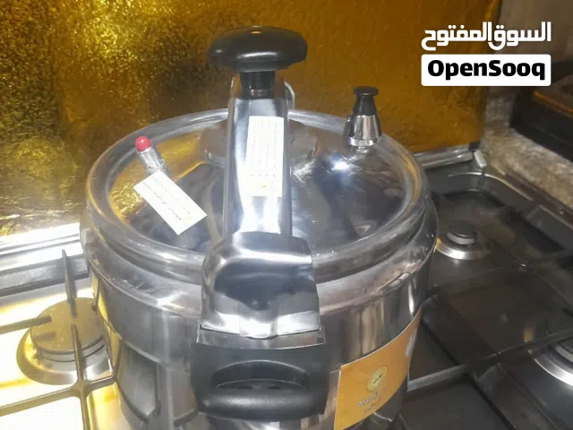 للبيع طنجره ضغط ستانلس ستيل سعه 15 لتر للبيع بسعر مغري جدا قابل للتفاوض بشئ بسيط