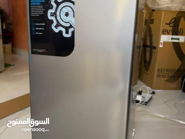 ثلاجة evvoli