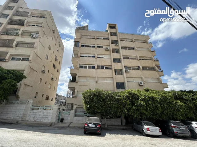 شقة للبيع في رفيديا - نابلس