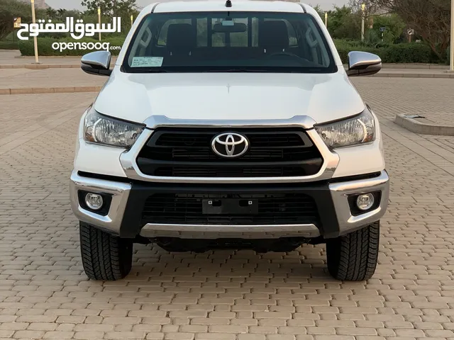 Used Toyota Hilux in Al Ain