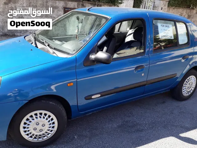 2003 Renault Clio Standard