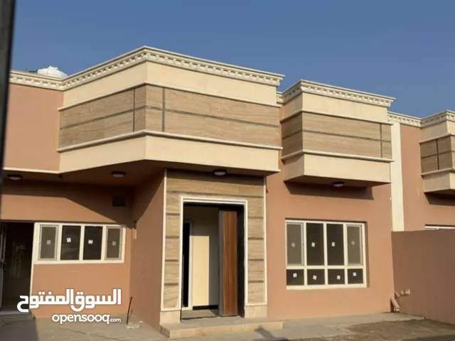 250 m2 3 Bedrooms Townhouse for Rent in Basra Al-Amal residential complex